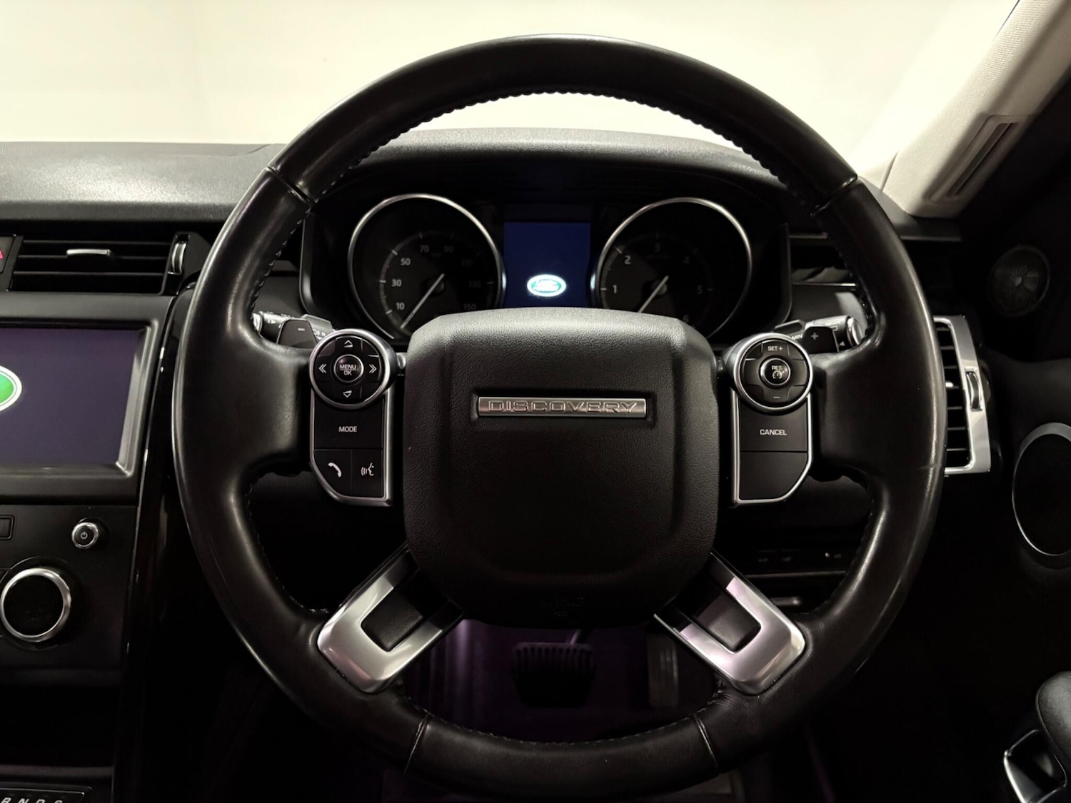 Used Land Rover Discovery 2018 for sale - 77020872: Photo 14