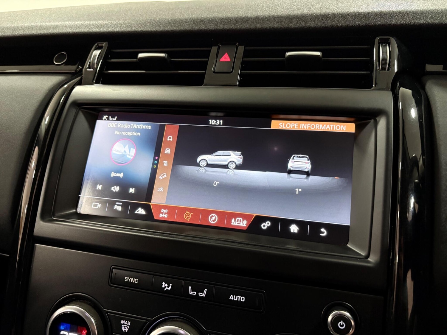 Used Land Rover Discovery 2018 for sale - 77020872: Photo 21