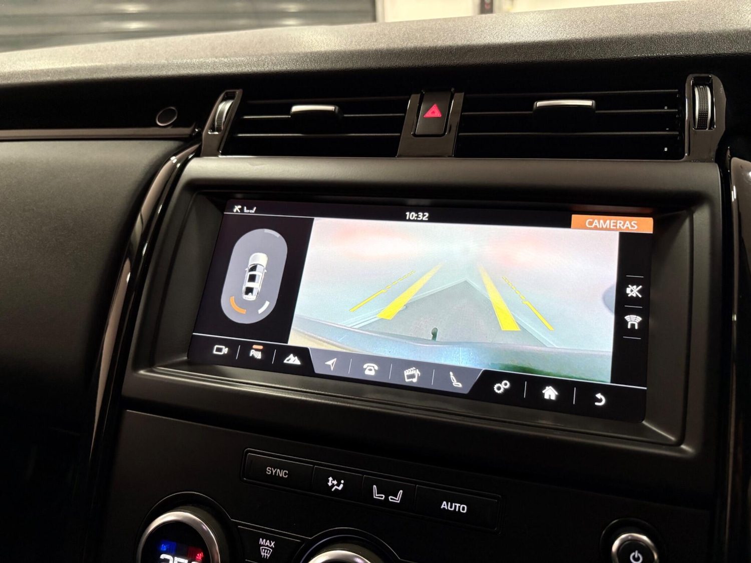 Used Land Rover Discovery 2018 for sale - 77020872: Photo 26