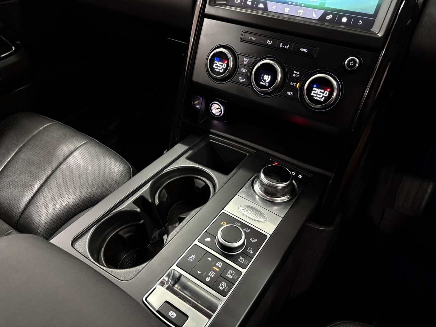 Used Land Rover Discovery 2018 for sale - 77020872: Photo 34