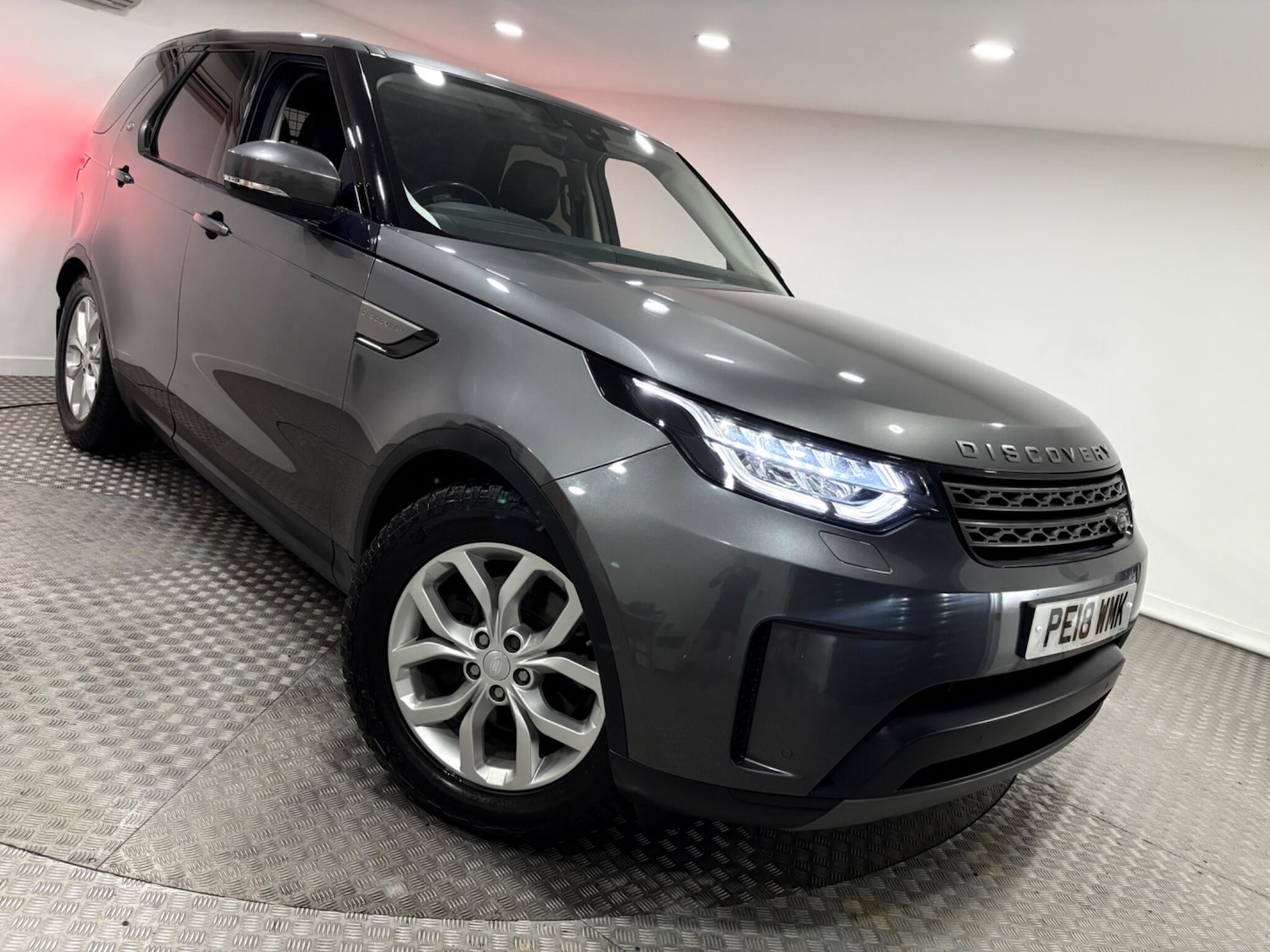 Used Land Rover Discovery 2018 for sale - 77020872: Photo 48