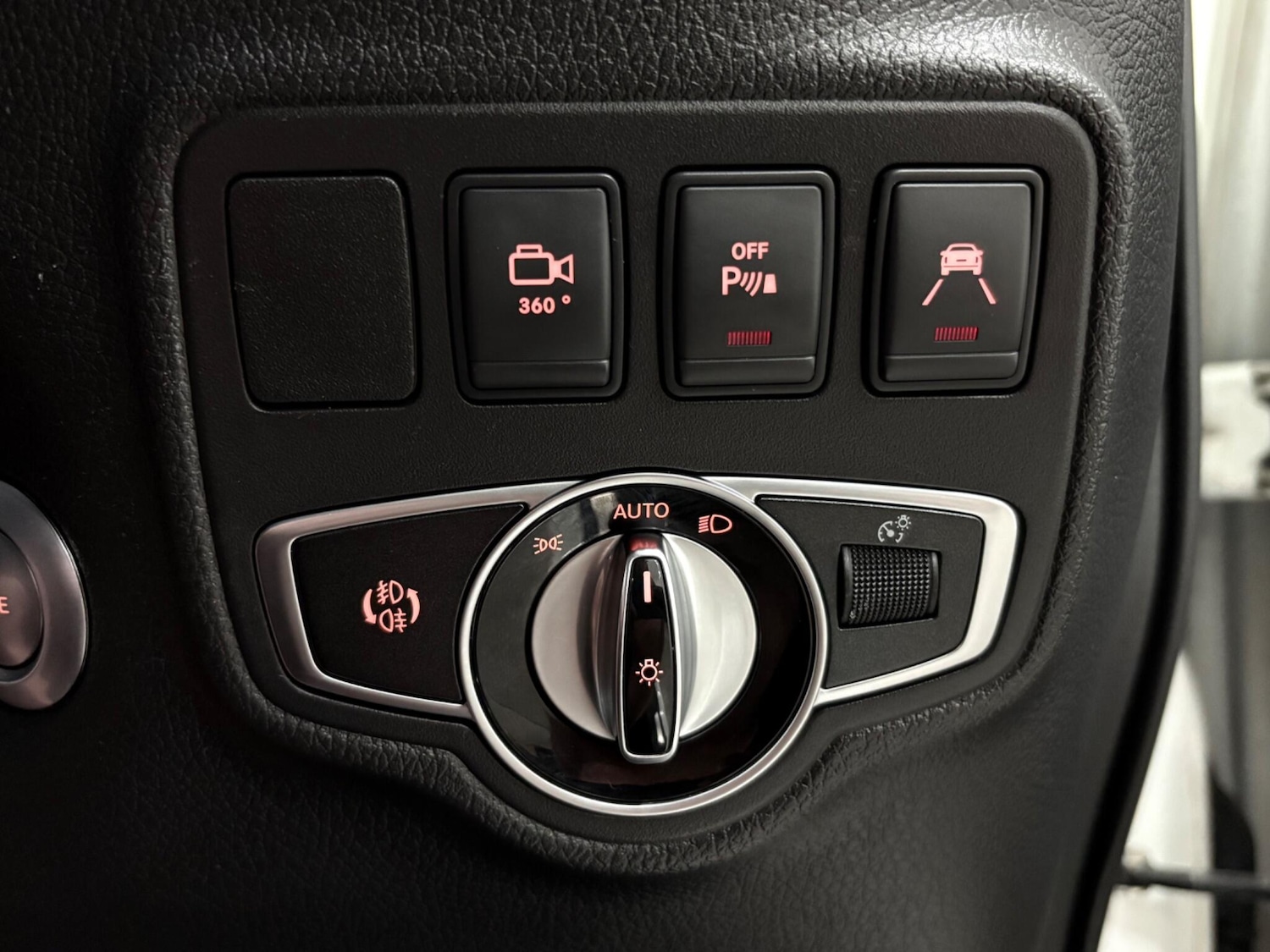 Used Mercedes-Benz X Class 2019 for sale - 77021311: Photo 33