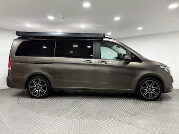 Used Mercedes-Benz V-Class 2018 for sale - 75696147: Photo