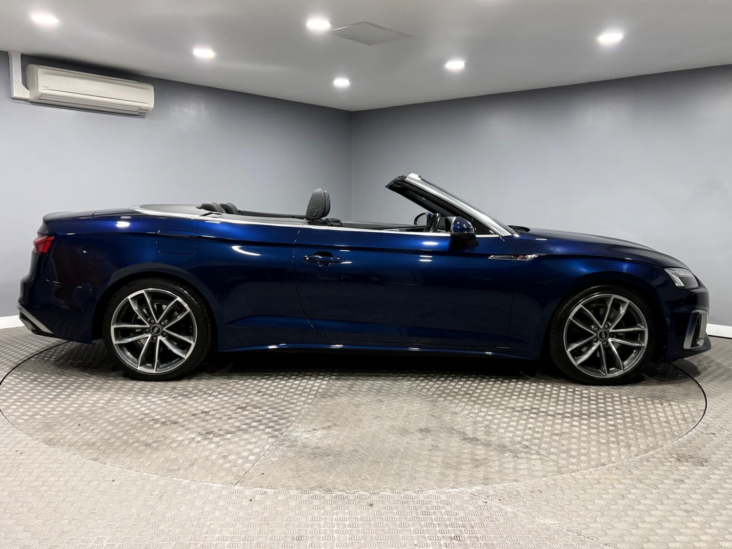 Used Audi A5 Cabriolet for sale - 77926219: Photo 2