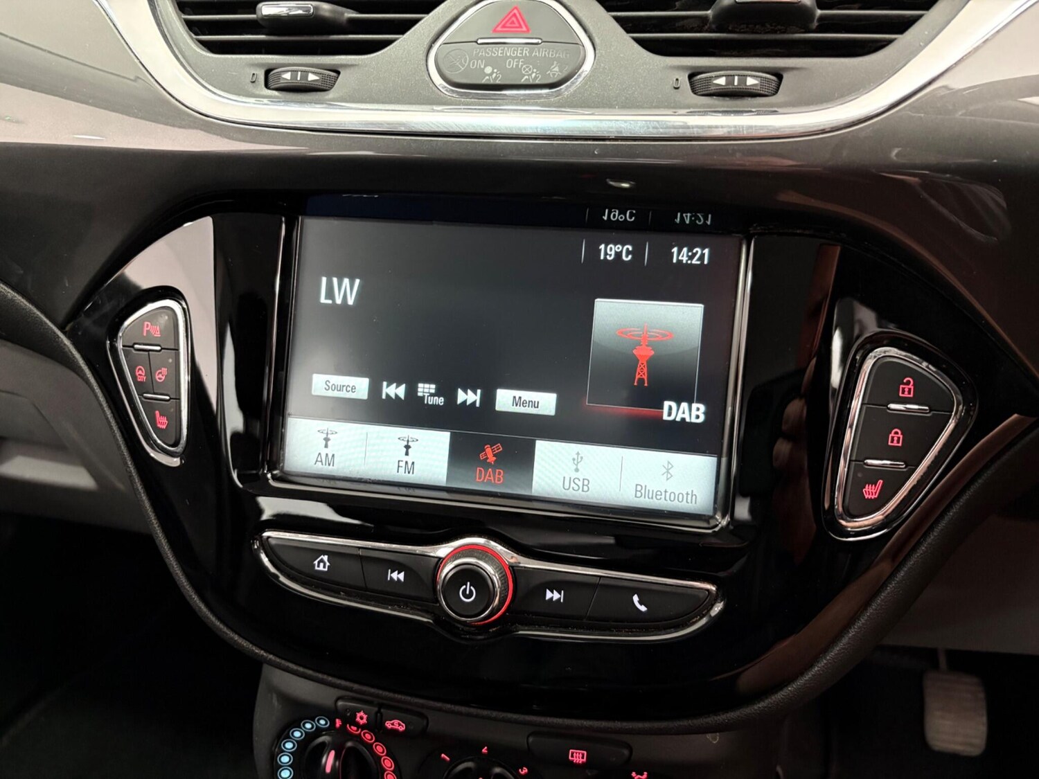 Used Vauxhall Corsa 2017 for sale - 76021216: Photo 20