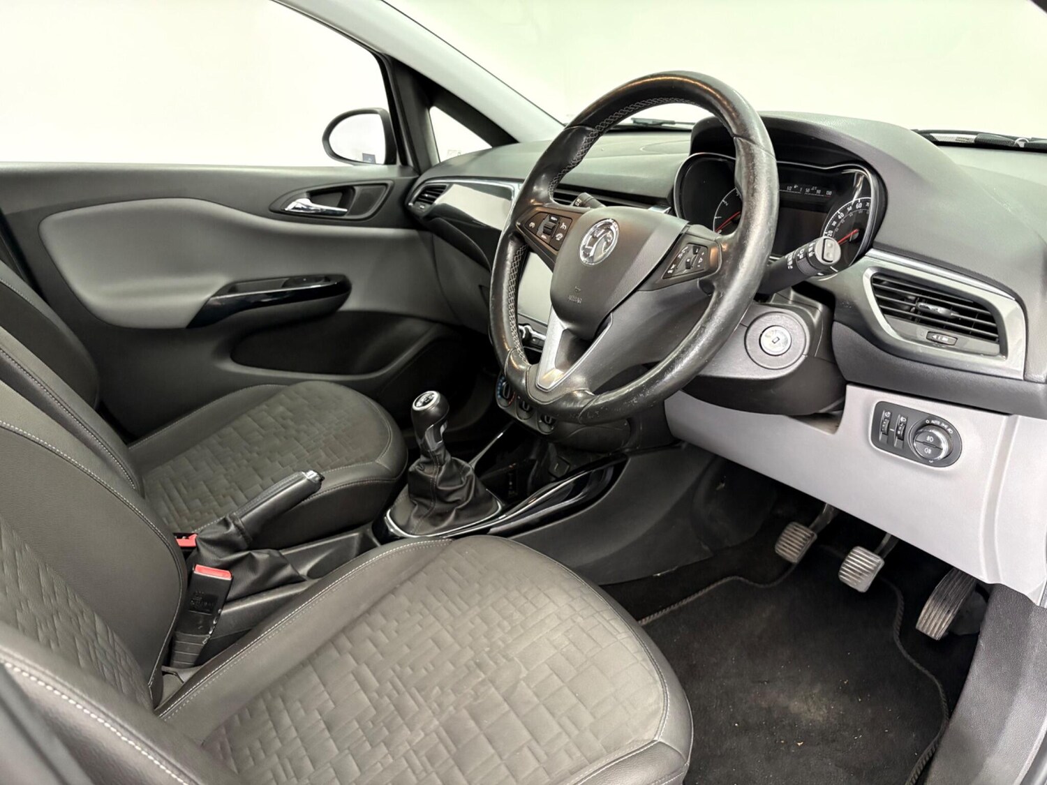 Used Vauxhall Corsa 2017 for sale - 76021216: Photo 9