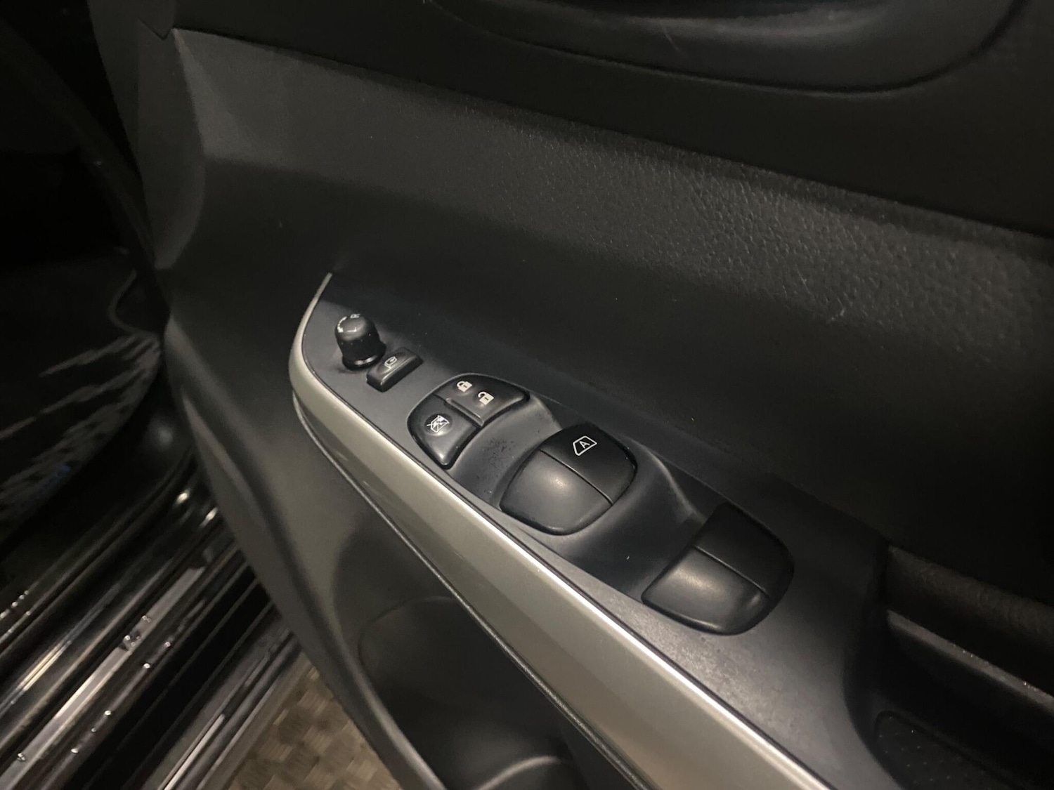 Used Nissan Navara for sale - 77081849: Photo 11