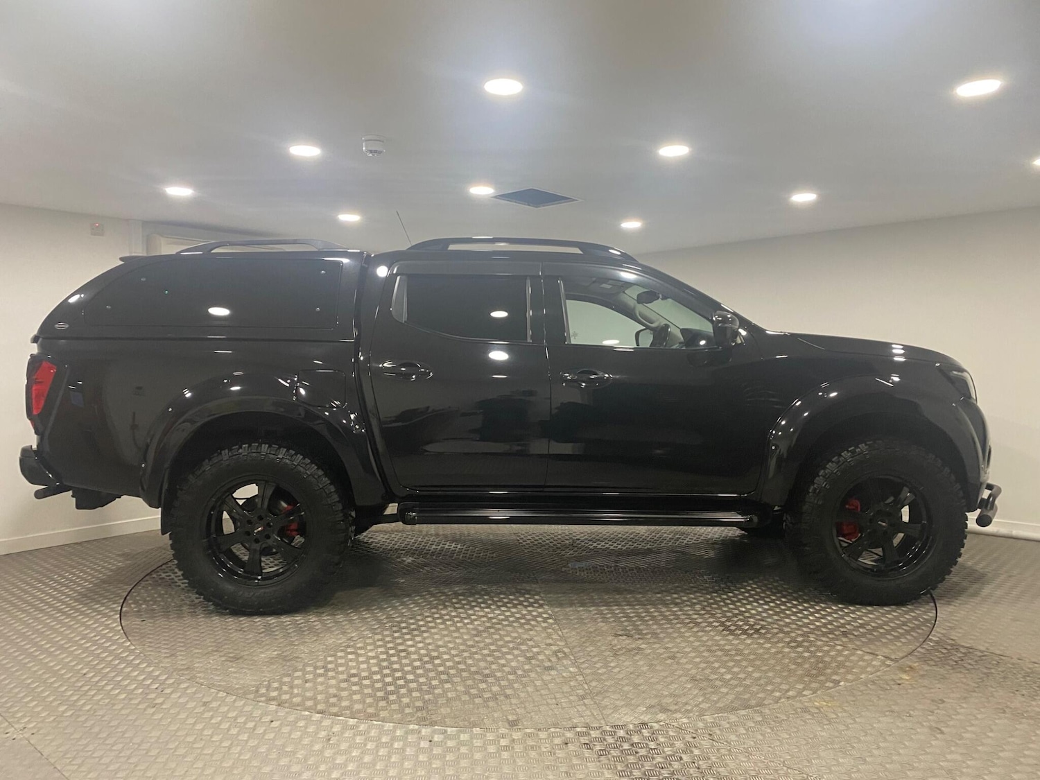 Used Nissan Navara for sale - 77081849: Photo 2