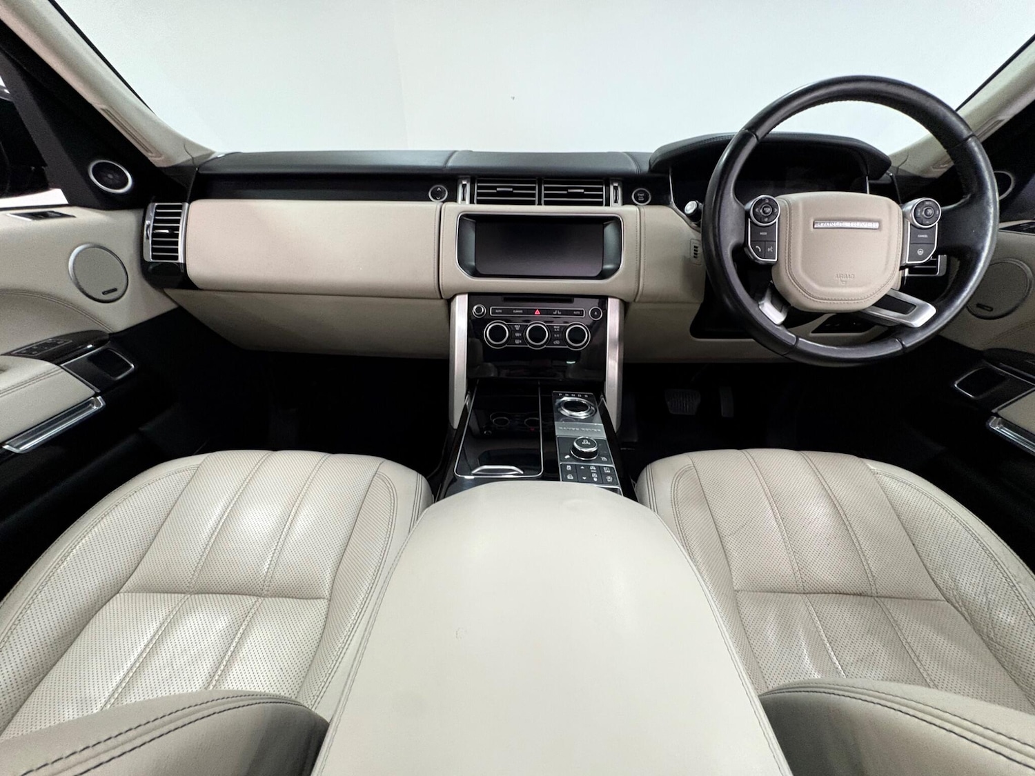 Used Land Rover Range Rover 2017 for sale - 76832419: Photo 10