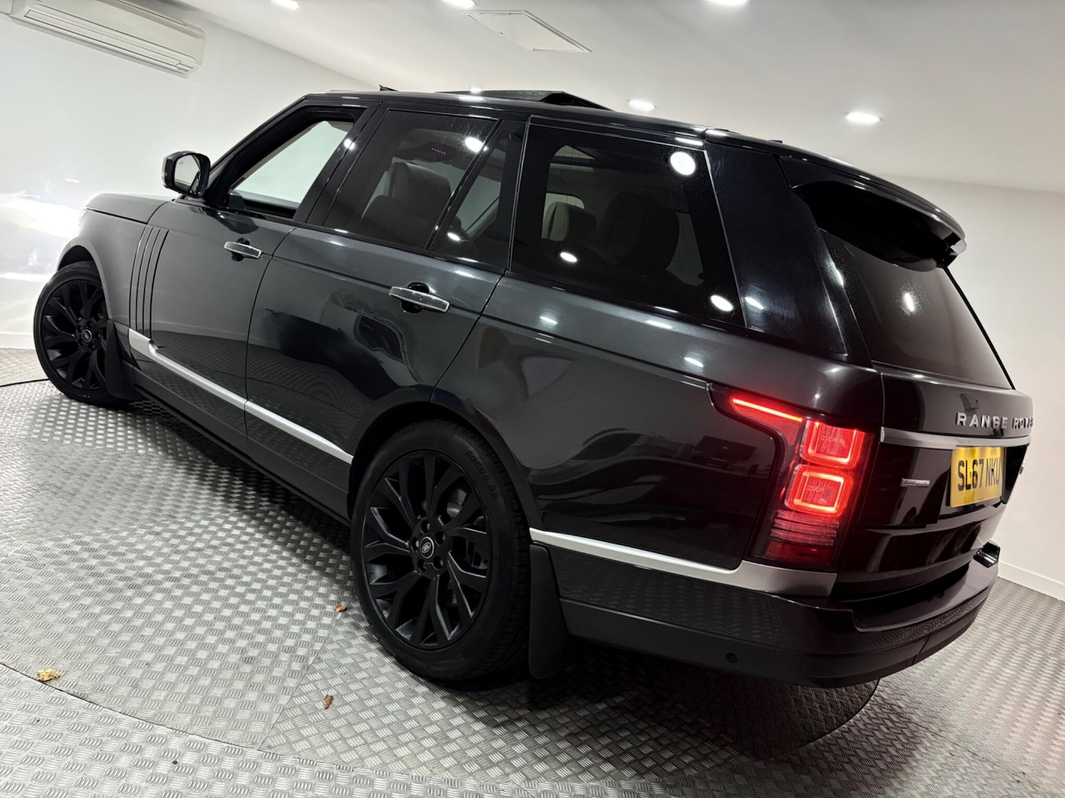 Used Land Rover Range Rover 2017 for sale - 76832419: Photo 57