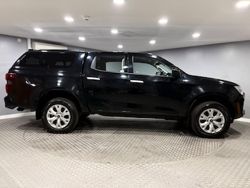 Used Isuzu D-Max 2023 for sale - 78796509: Photo