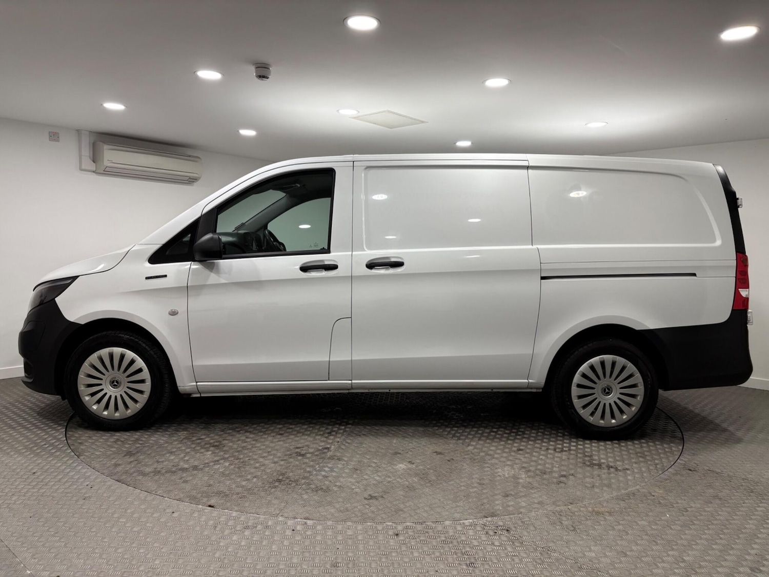 Used Mercedes-Benz Vito 2022 for sale - 77497052: Photo 6