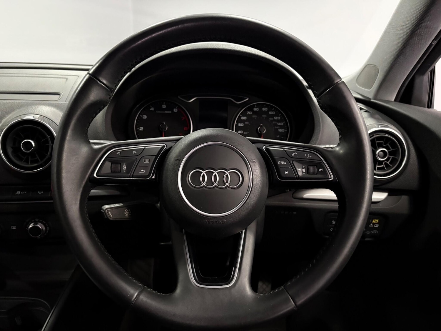 Used Audi A3 2018 for sale - 77839335: Photo 13