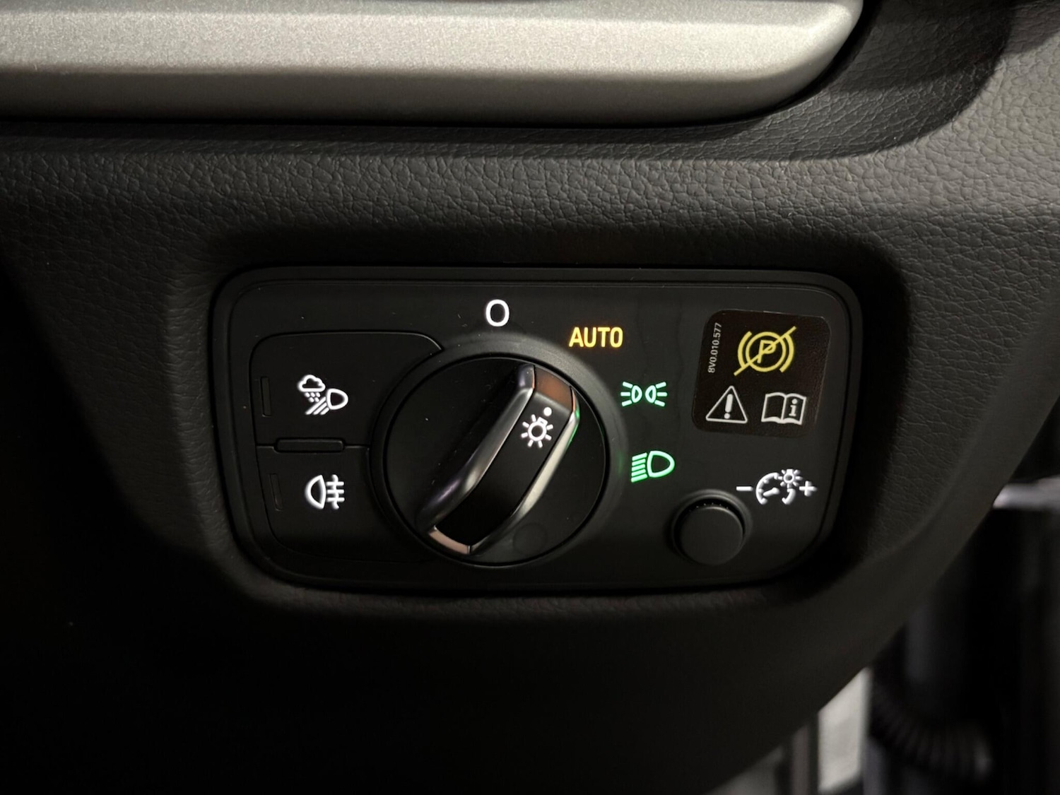 Used Audi A3 2018 for sale - 77839335: Photo 32