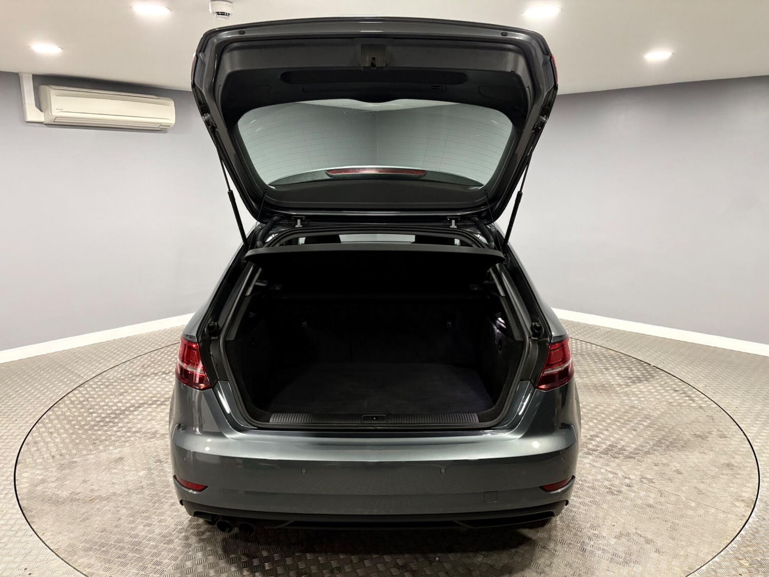 Used Audi A3 2018 for sale - 77839335: Photo 39