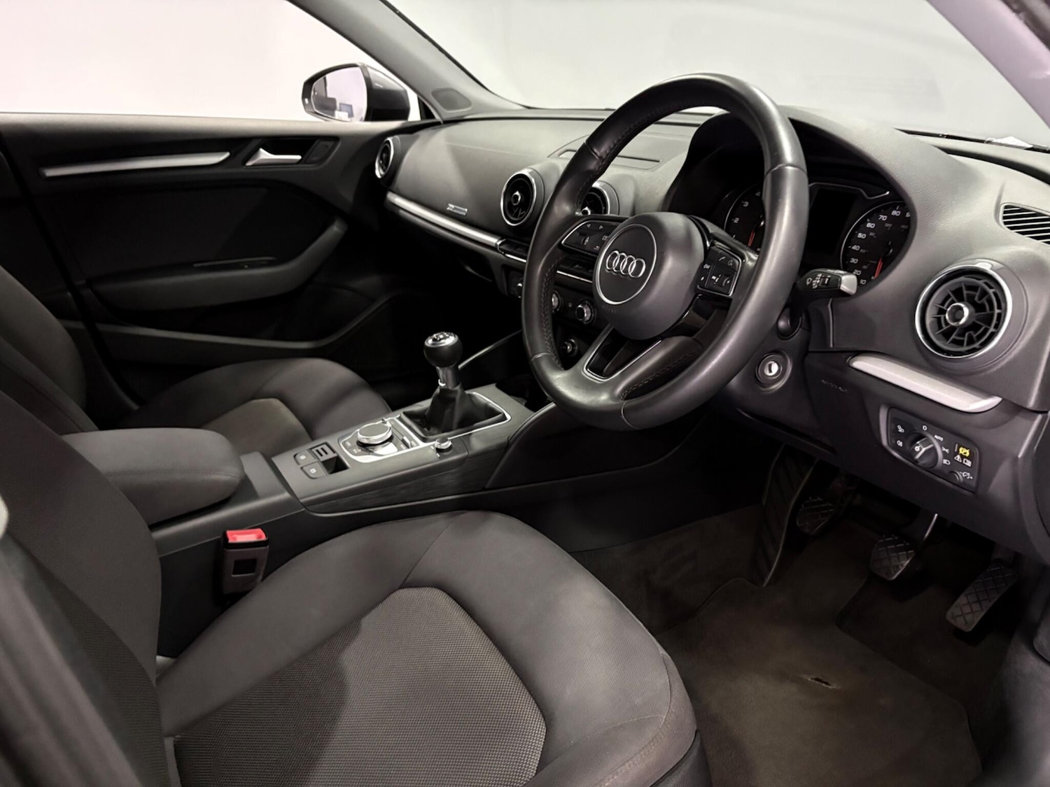 Used Audi A3 2018 for sale - 77839335: Photo 9