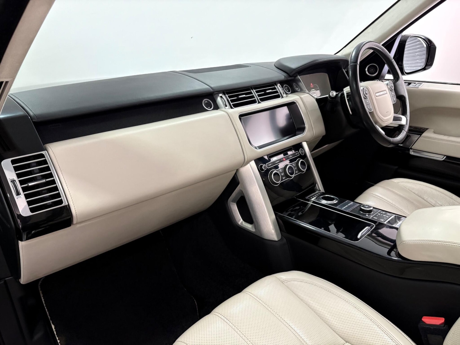 Used Land Rover Range Rover 2017 for sale - 77021147: Photo 11