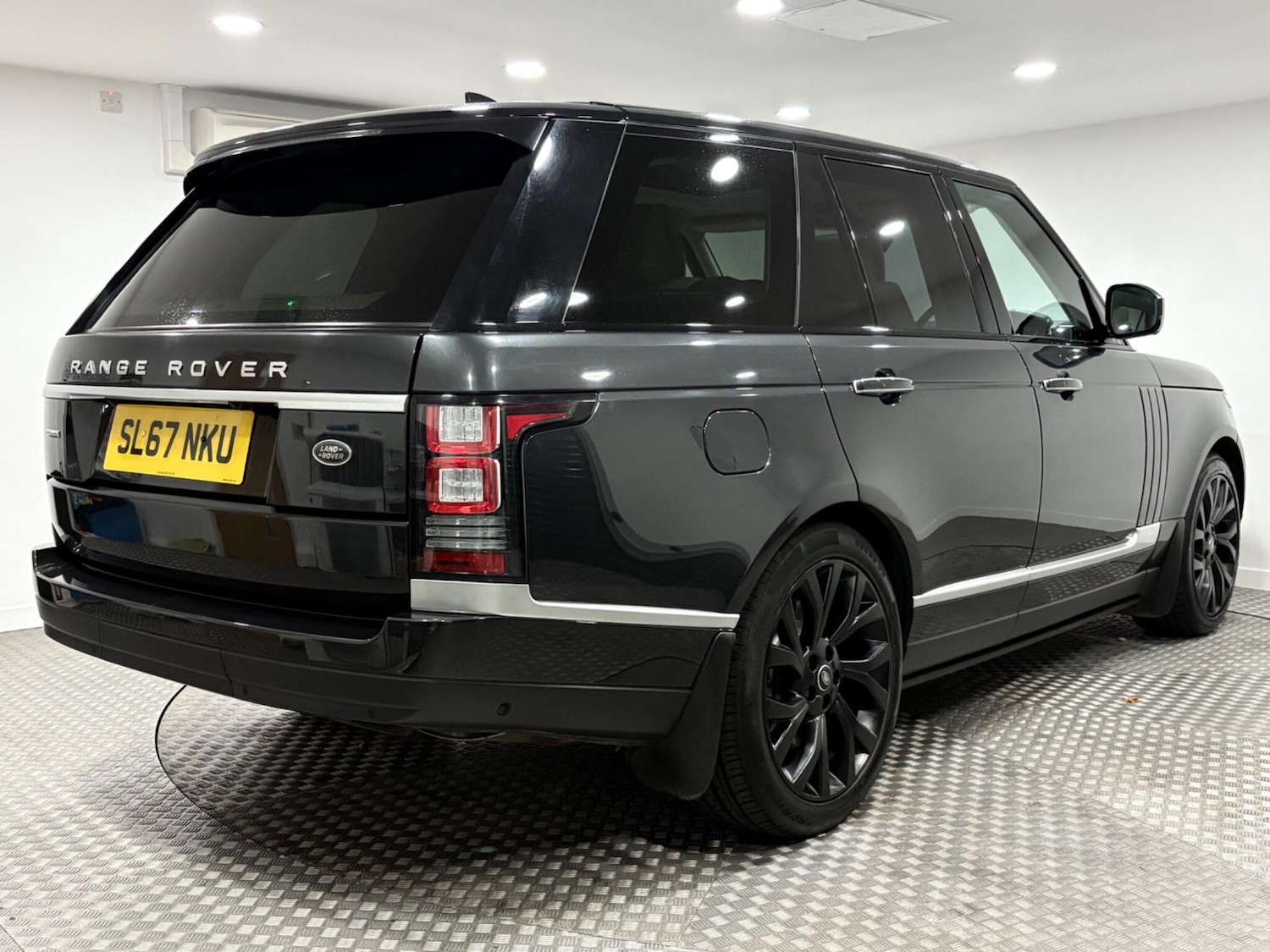 Used Land Rover Range Rover 2017 for sale - 77021147: Photo 3
