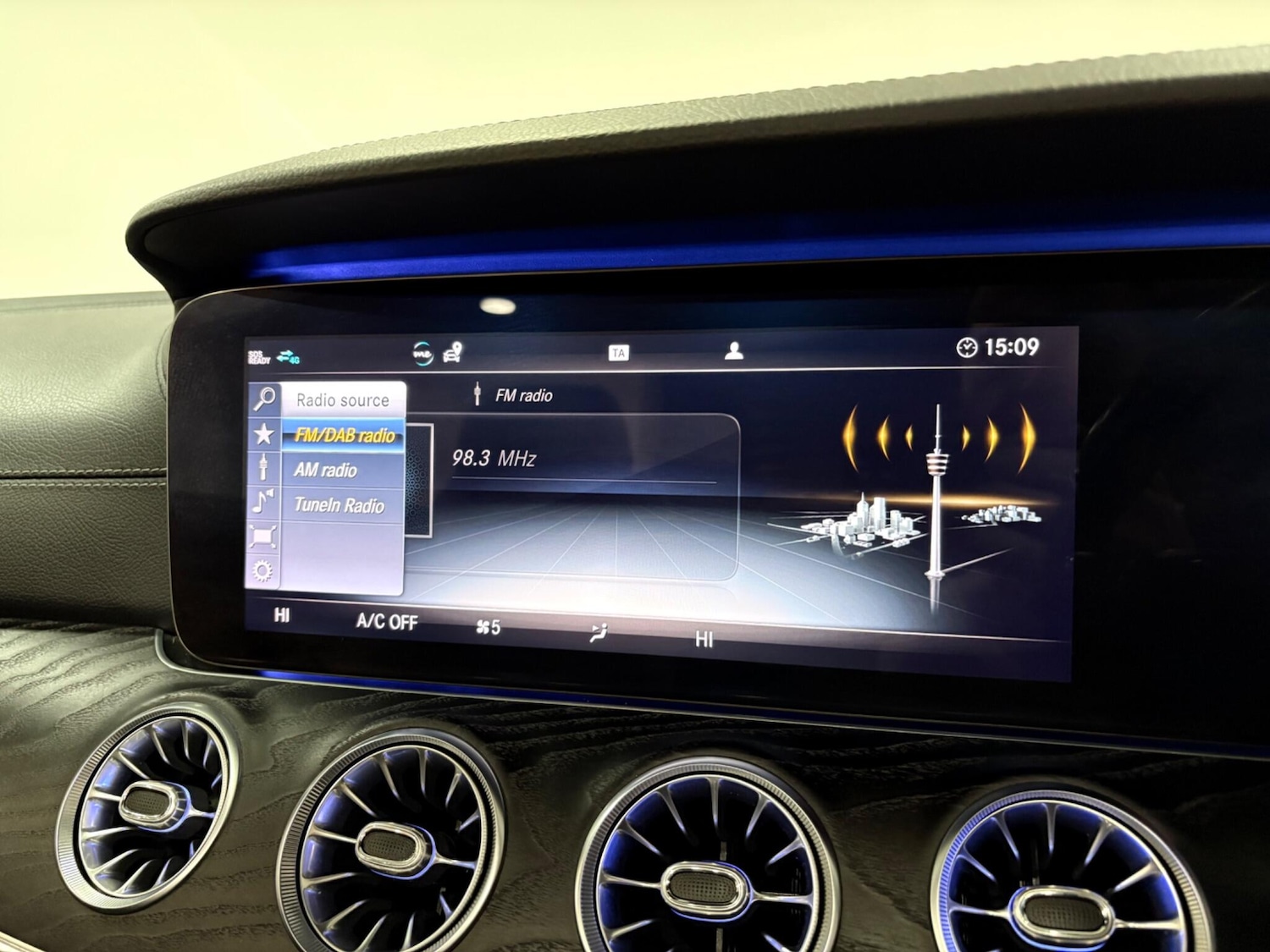 Used Mercedes-Benz E Class 2020 for sale - 77021223: Photo 24