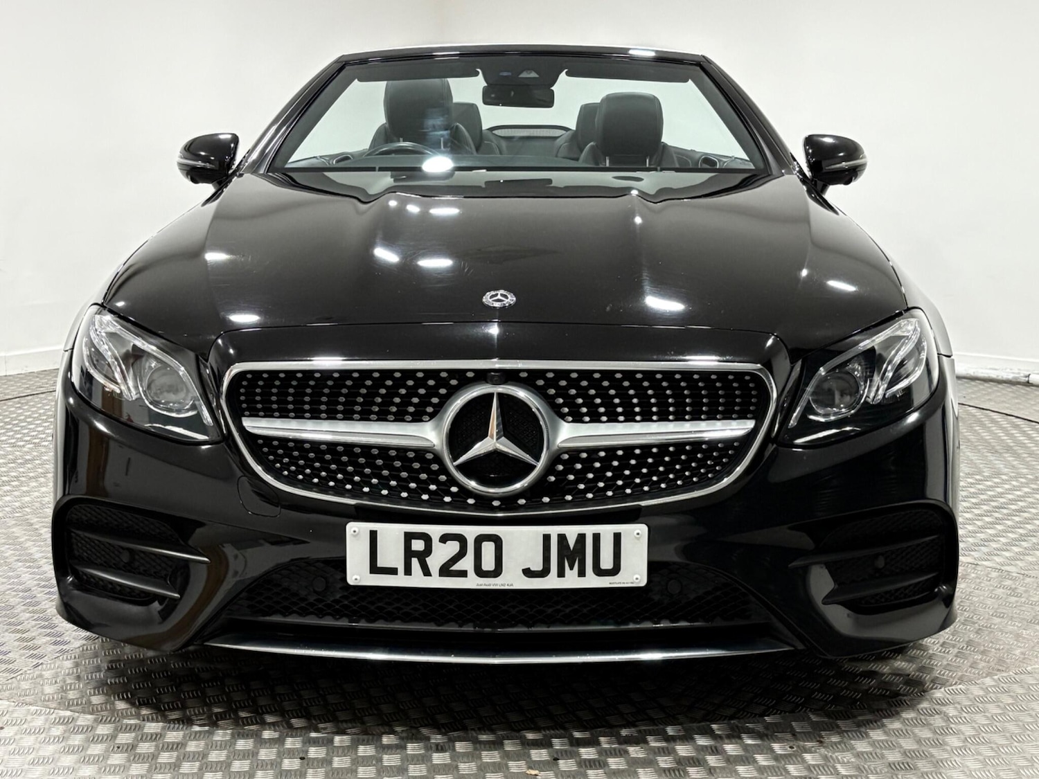 Used Mercedes-Benz E Class 2020 for sale - 77021223: Photo 8