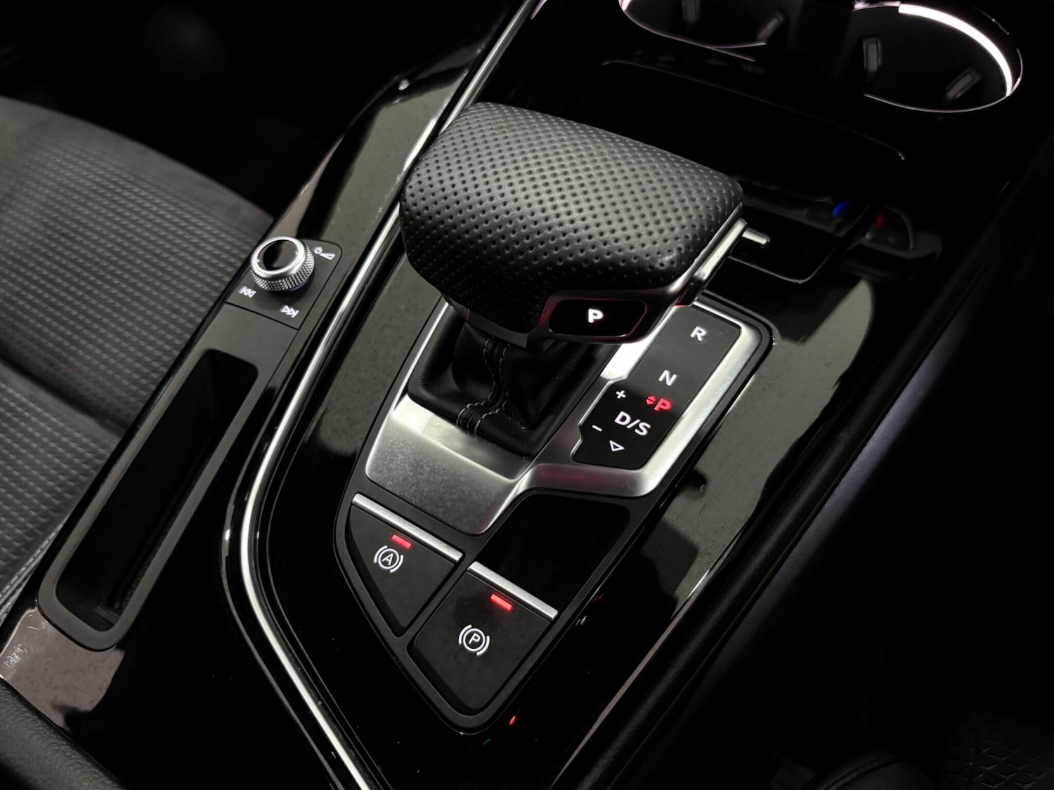 Used Audi A4 2020 for sale - 77021167: Photo 34