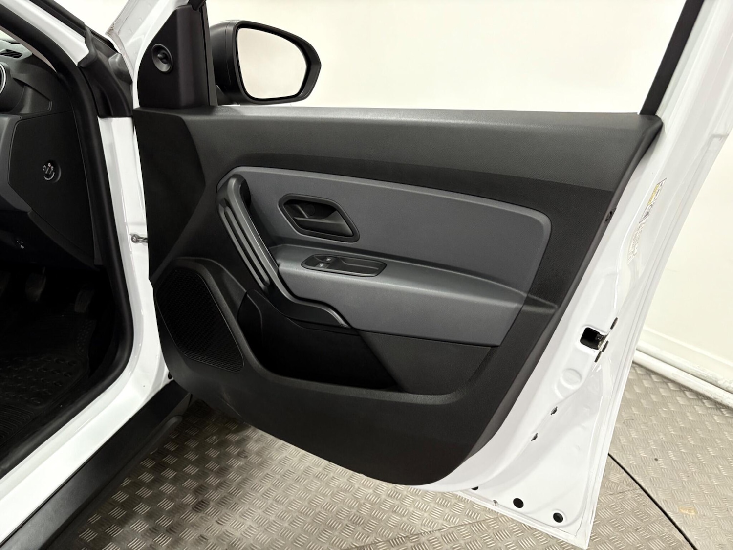 Used Dacia Duster 2024 for sale - 77020888: Photo 29