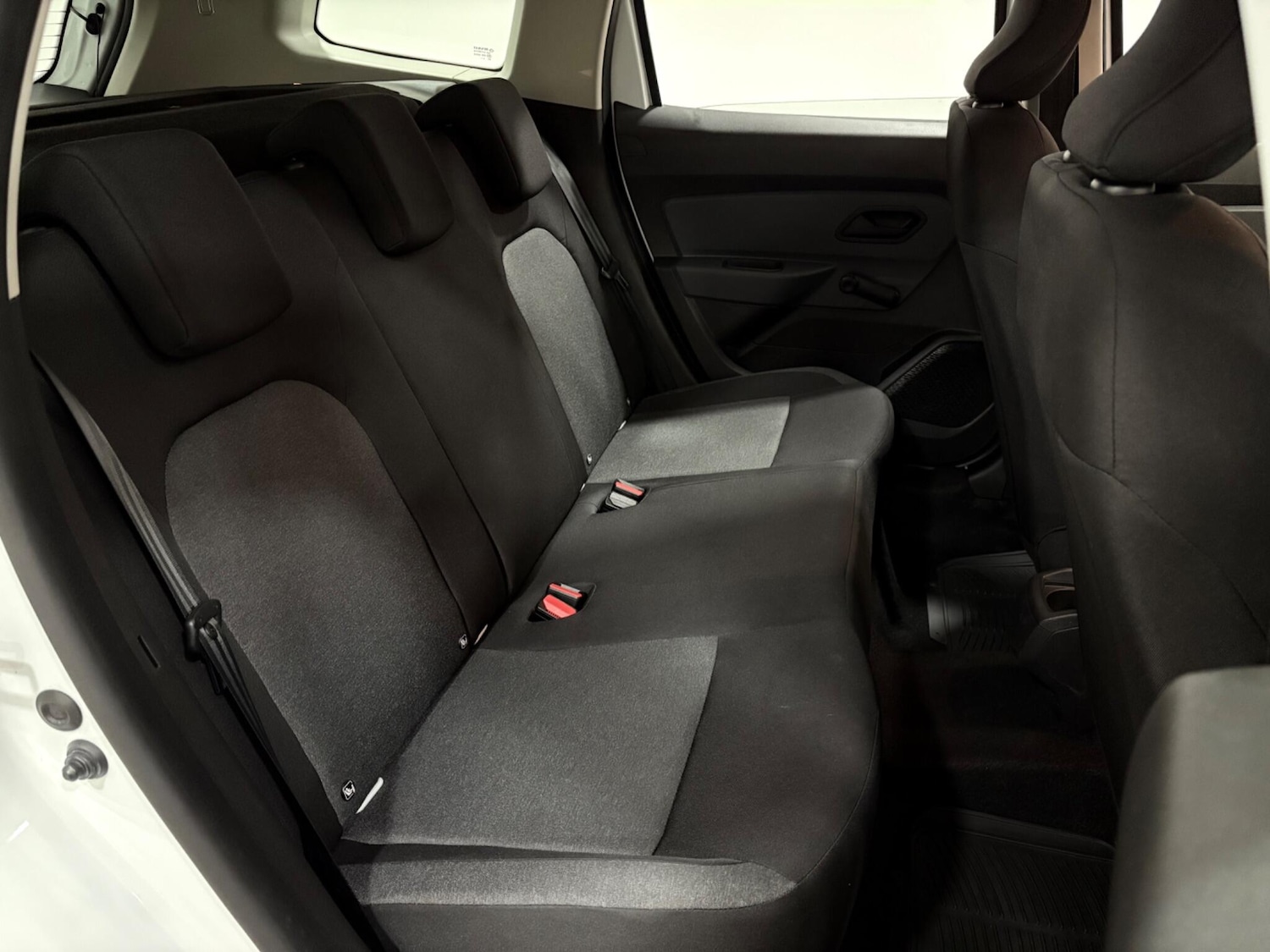 Used Dacia Duster 2024 for sale - 77020888: Photo 30