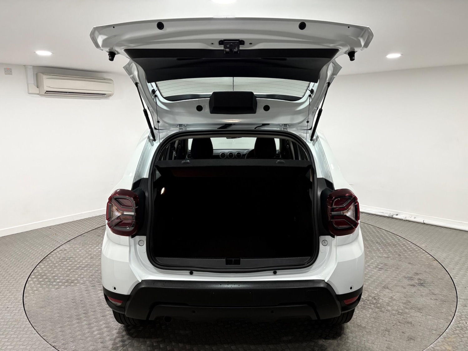 Used Dacia Duster 2024 for sale - 77020888: Photo 34