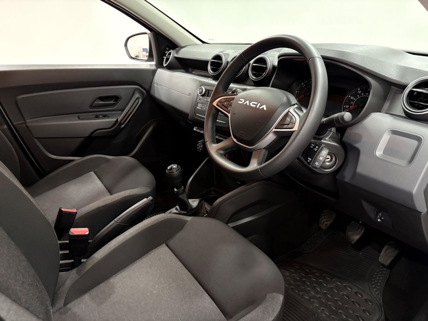 Used Dacia Duster 2024 for sale - 77020888: Photo 9