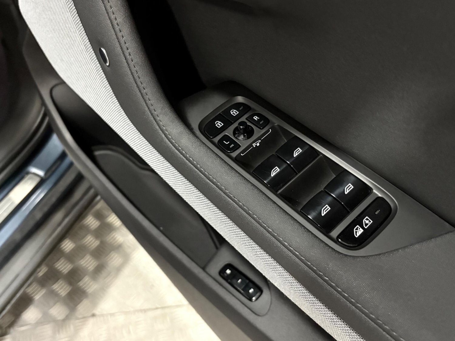 Used Polestar Polestar 2 2022 for sale - 77021021: Photo 33