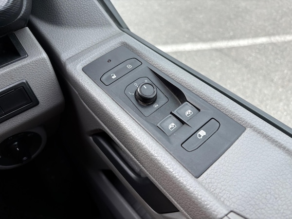 Used Volkswagen Transporter 2021 for sale - 76138191: Photo 35