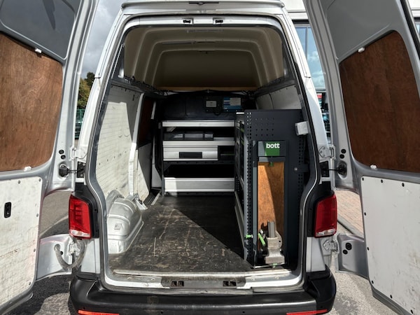 Used Volkswagen Transporter 2021 for sale - 76138191: Photo 37