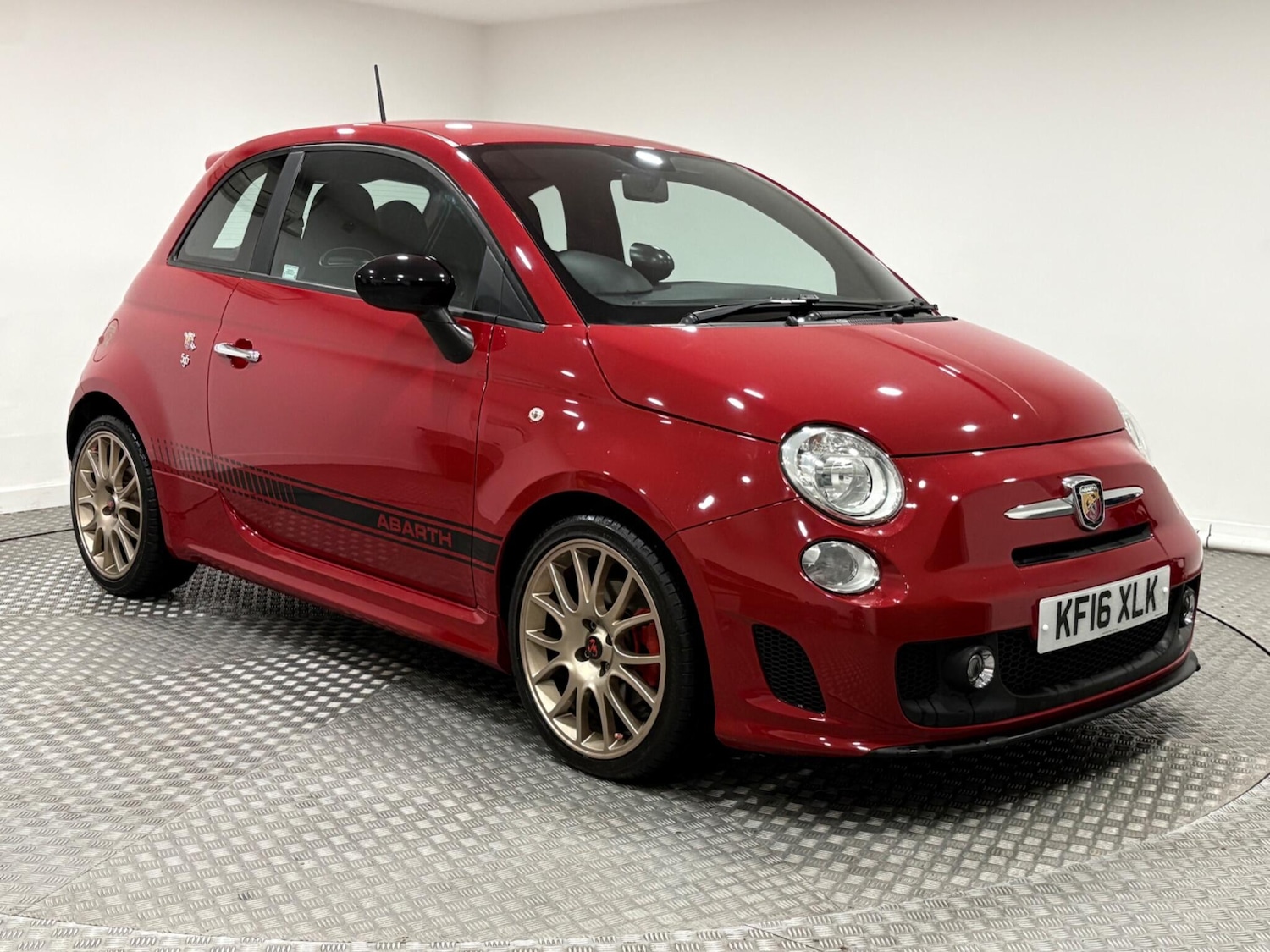 Used Abarth 595 2016 for sale - 76498721: Photo 1