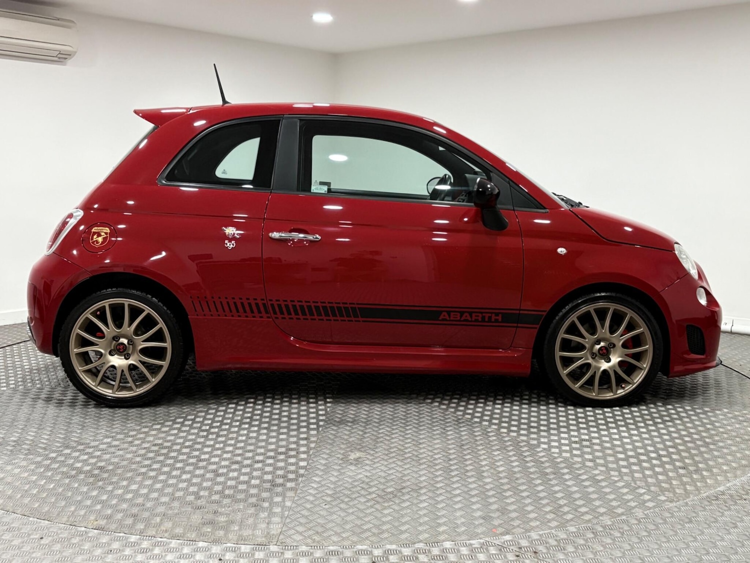 Used Abarth 595 2016 for sale - 76498721: Photo 2