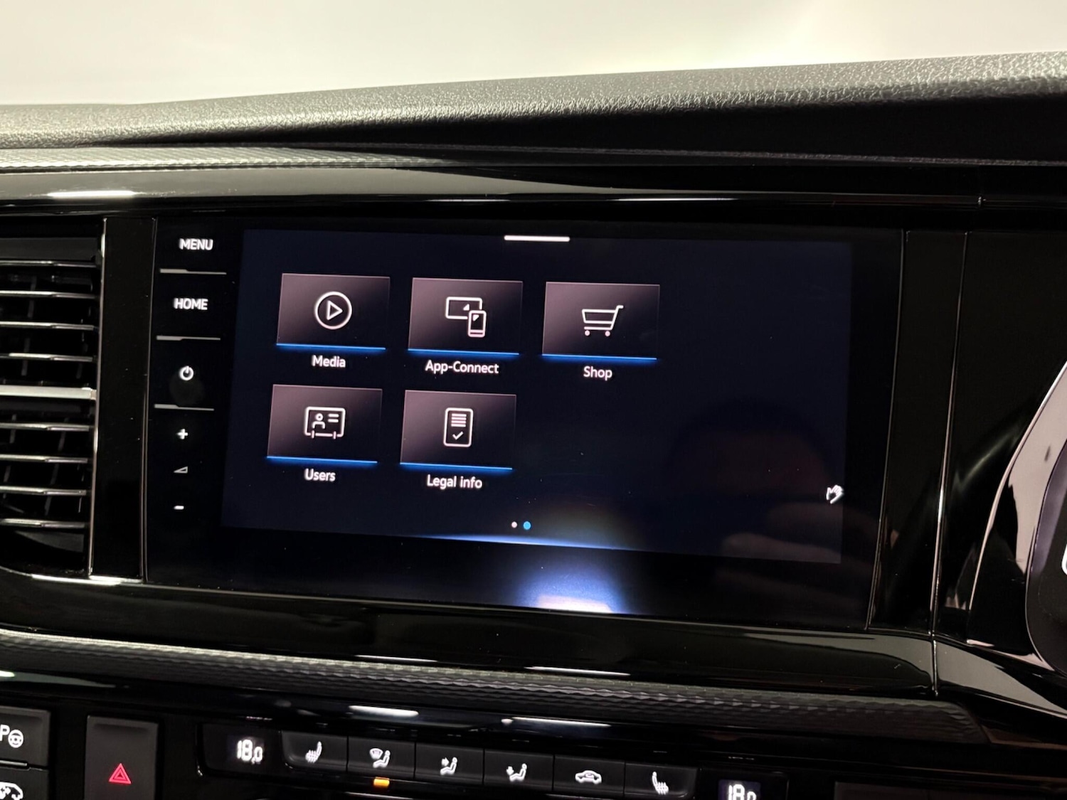 Used Volkswagen Caravelle 2021 for sale - 78007819: Photo 31