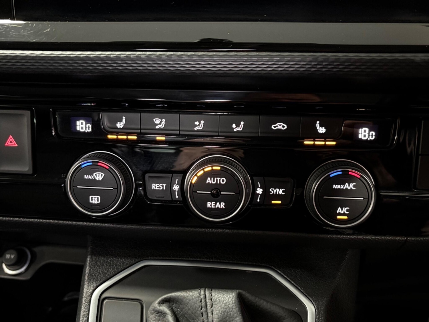 Used Volkswagen Caravelle 2021 for sale - 78007819: Photo 33