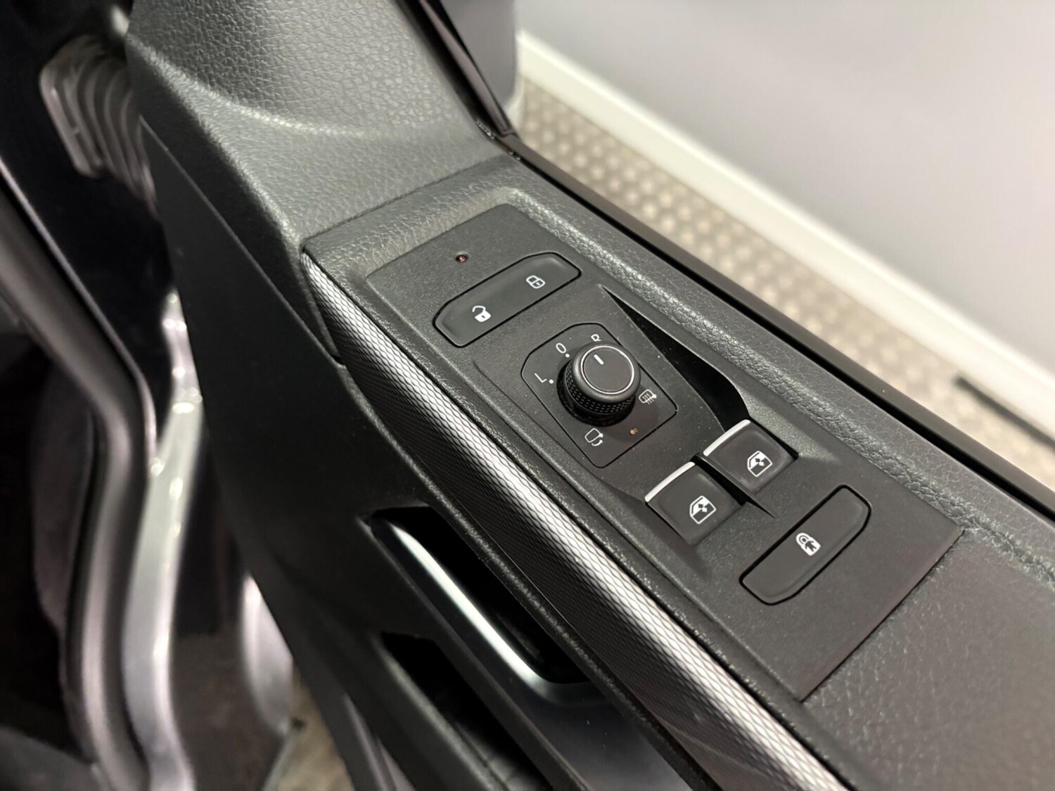 Used Volkswagen Caravelle 2021 for sale - 78007819: Photo 36