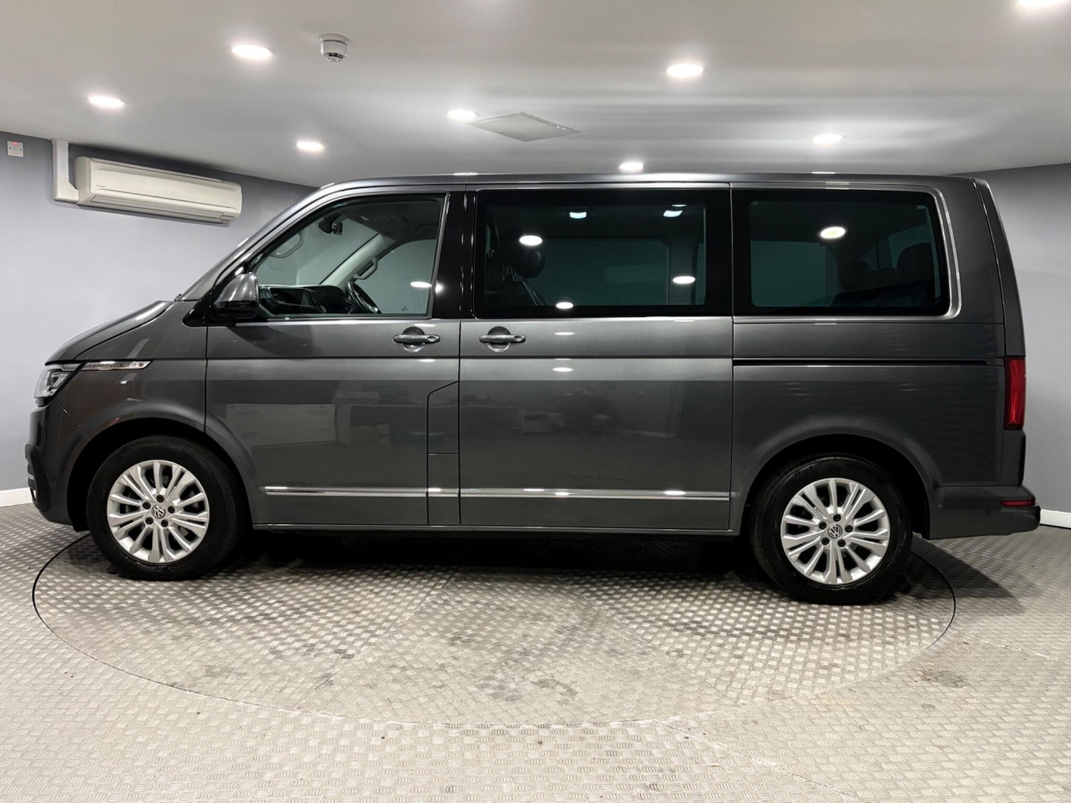 Used Volkswagen Caravelle 2021 for sale - 78007819: Photo 6
