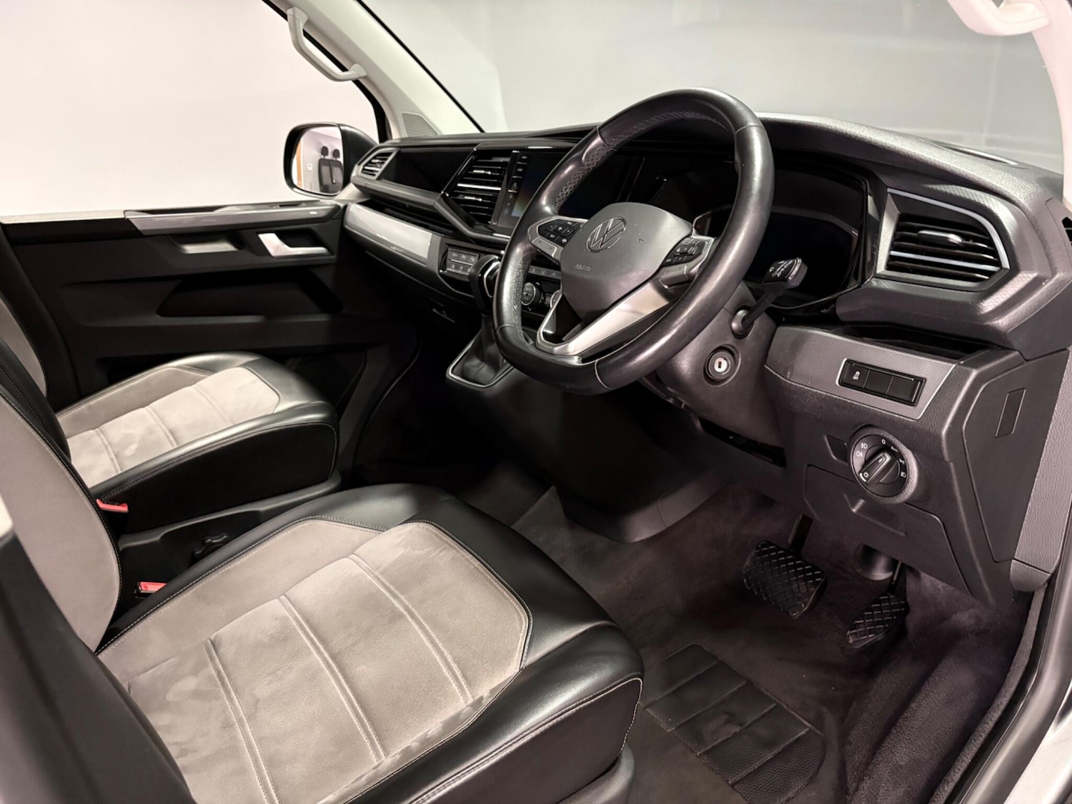 Used Volkswagen Caravelle 2021 for sale - 78007819: Photo 9