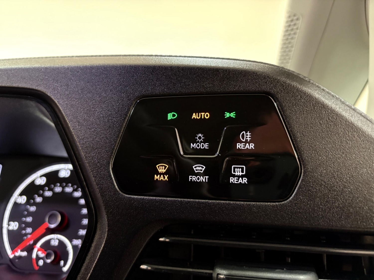 Used Volkswagen Caddy 2024 for sale - 76657027: Photo 35