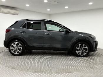 Used Kia Stonic 2021 for sale - 77021366: Photo