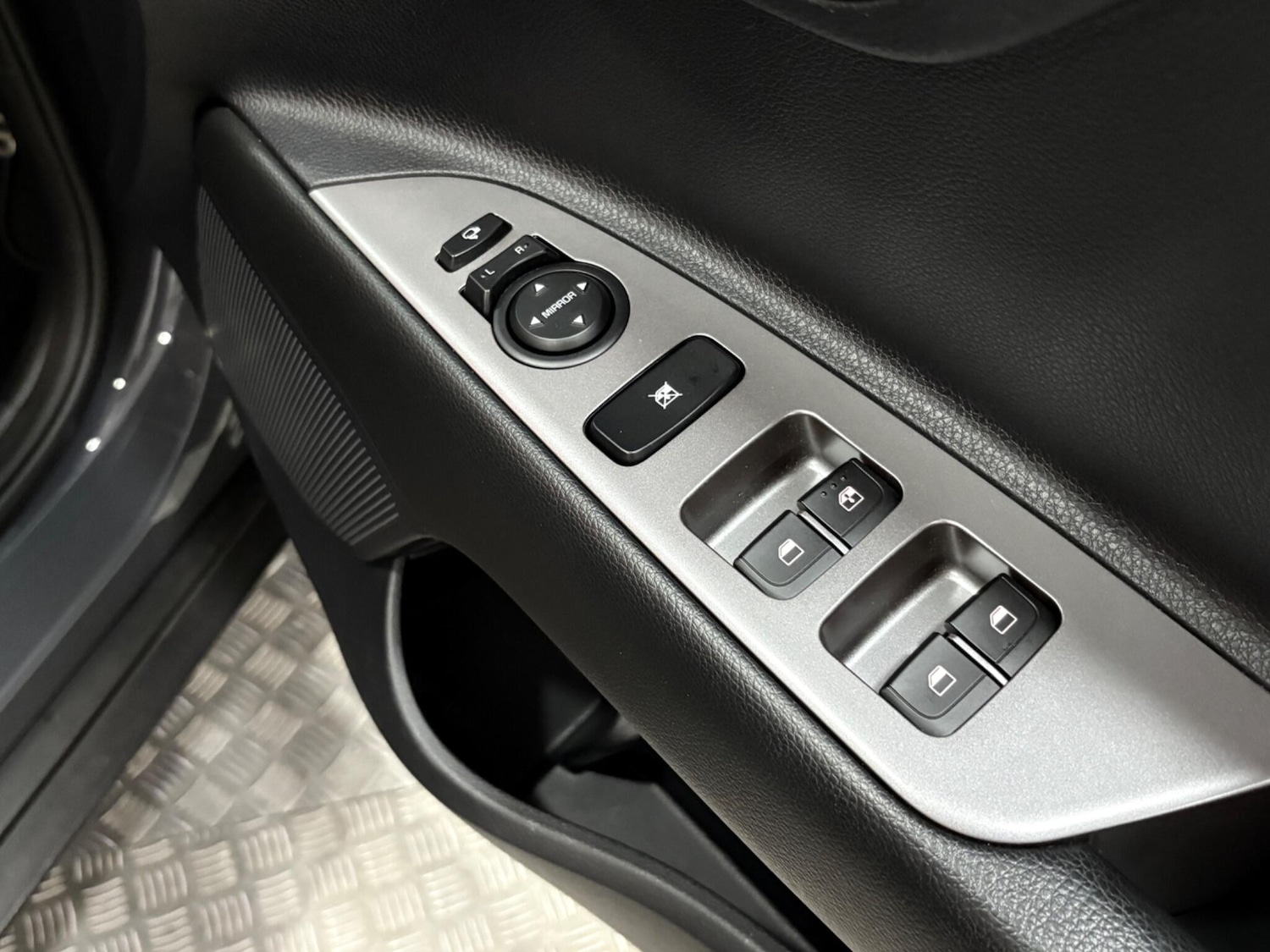 Used Kia Stonic 2021 for sale - 77021366: Photo 36