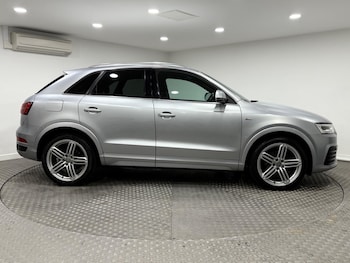 Used Audi Q3 2016 for sale - 77021157: Photo