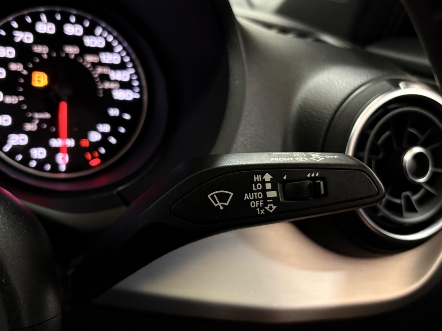 Used Audi Q2 2018 for sale - 77267651: Photo 19