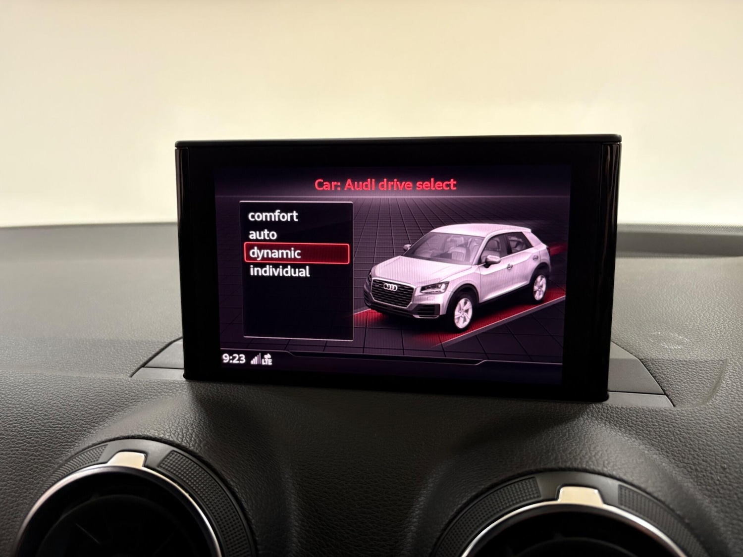 Used Audi Q2 2018 for sale - 77267651: Photo 26