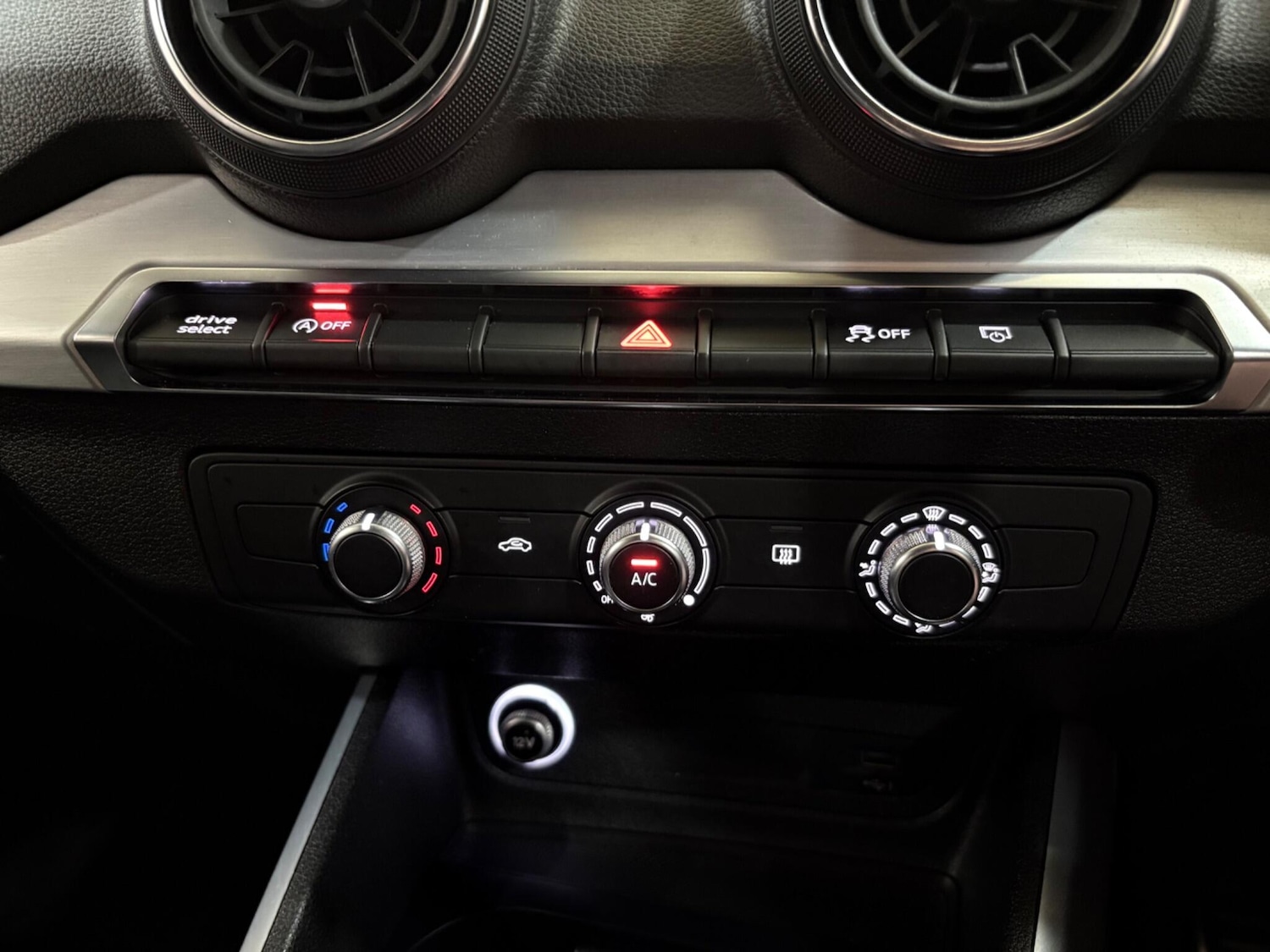 Used Audi Q2 2018 for sale - 77267651: Photo 29