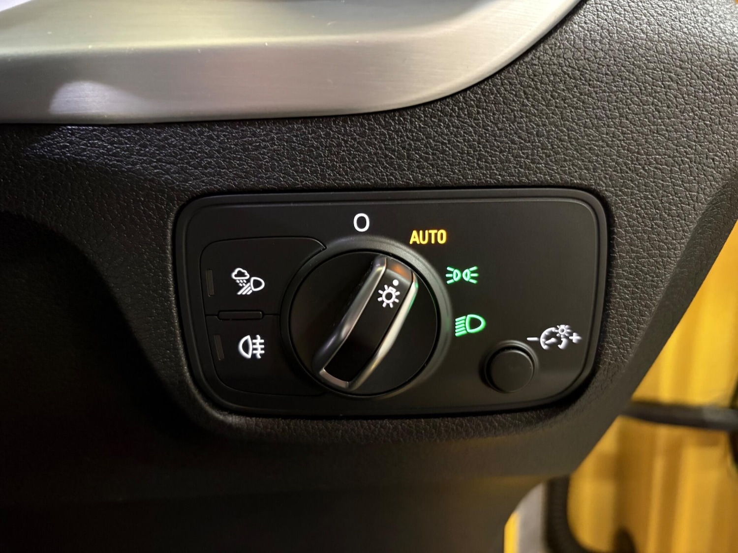 Used Audi Q2 2018 for sale - 77267651: Photo 31