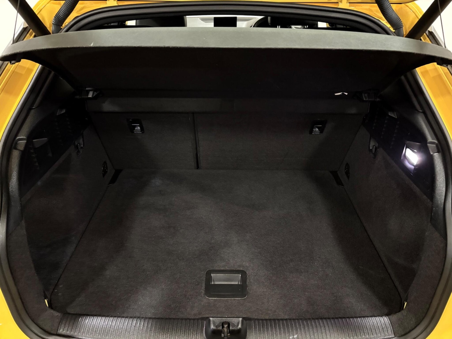 Used Audi Q2 2018 for sale - 77267651: Photo 39