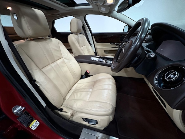 Used Jaguar XJ 2014 for sale - 76121693: Photo 12
