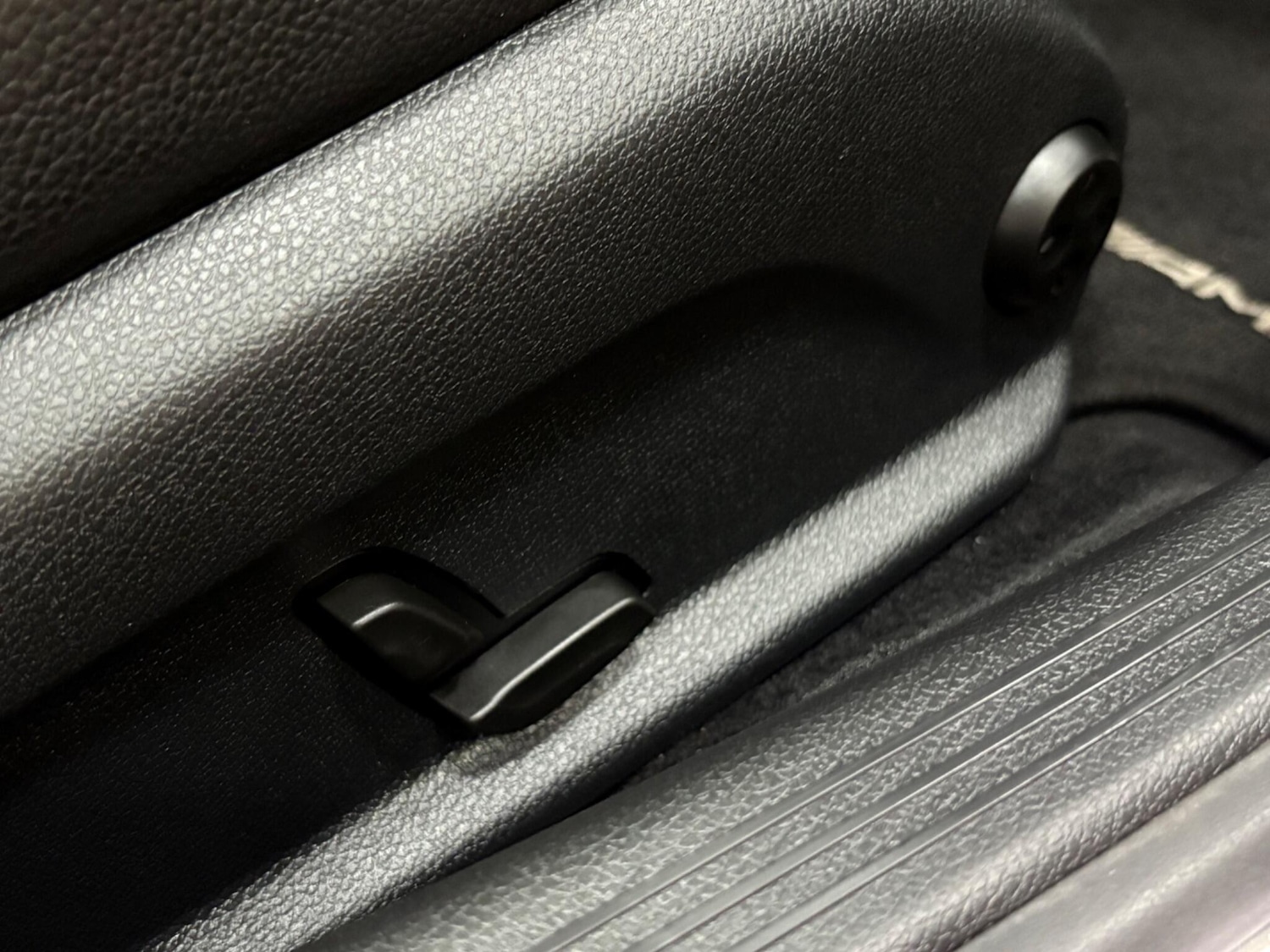 Used Mercedes-Benz C Class 2019 for sale - 77021340: Photo 14